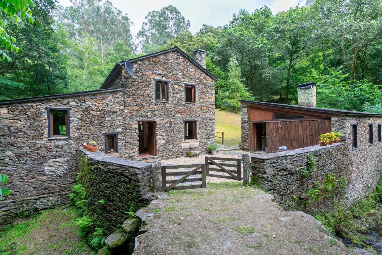 Casas Del Molino - Muinos Do Mainzoso Turismo Rural Paderne Екстер'єр фото